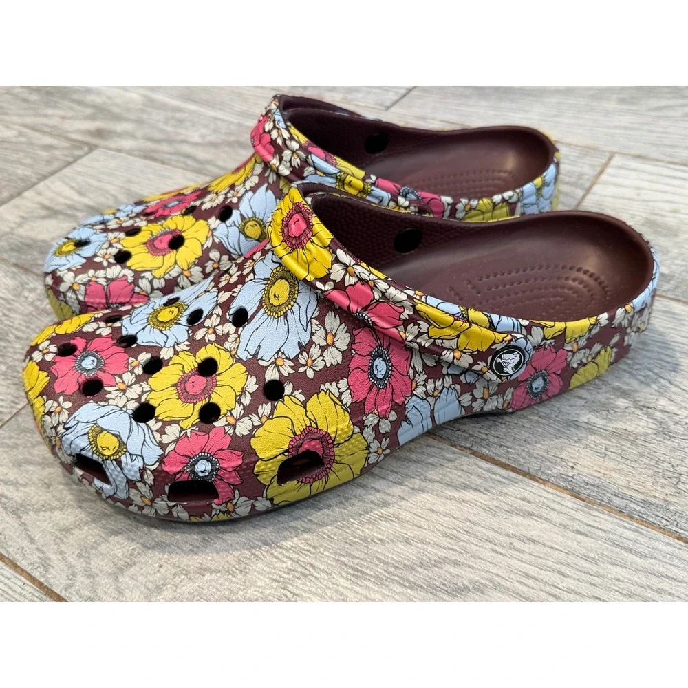Crocs Retro Floral Clogs 13 Mens‎ Classic Shoes 208954 Slip Ons Mules NWOT